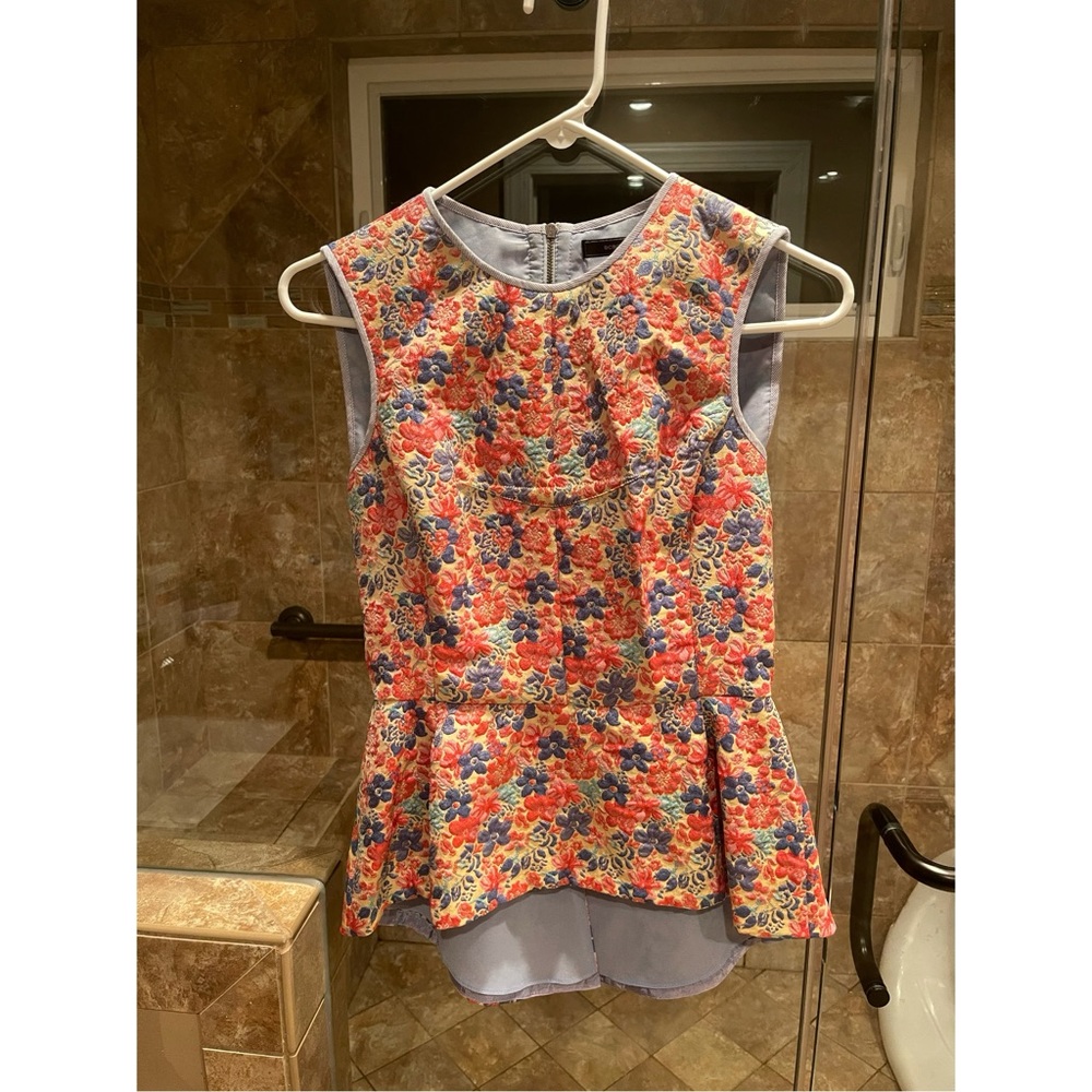 bcbgmaxazria top